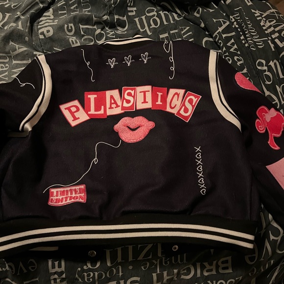 Varsity jacket - Picture 4 of 4